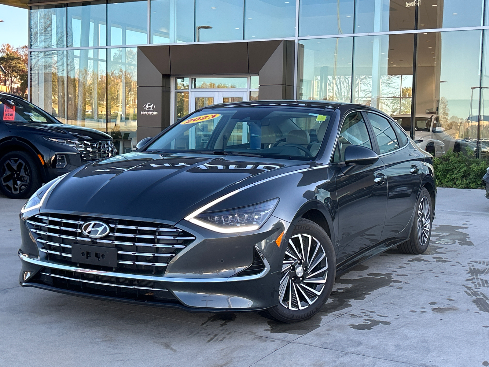 2023 Hyundai Sonata Hybrid Limited 2