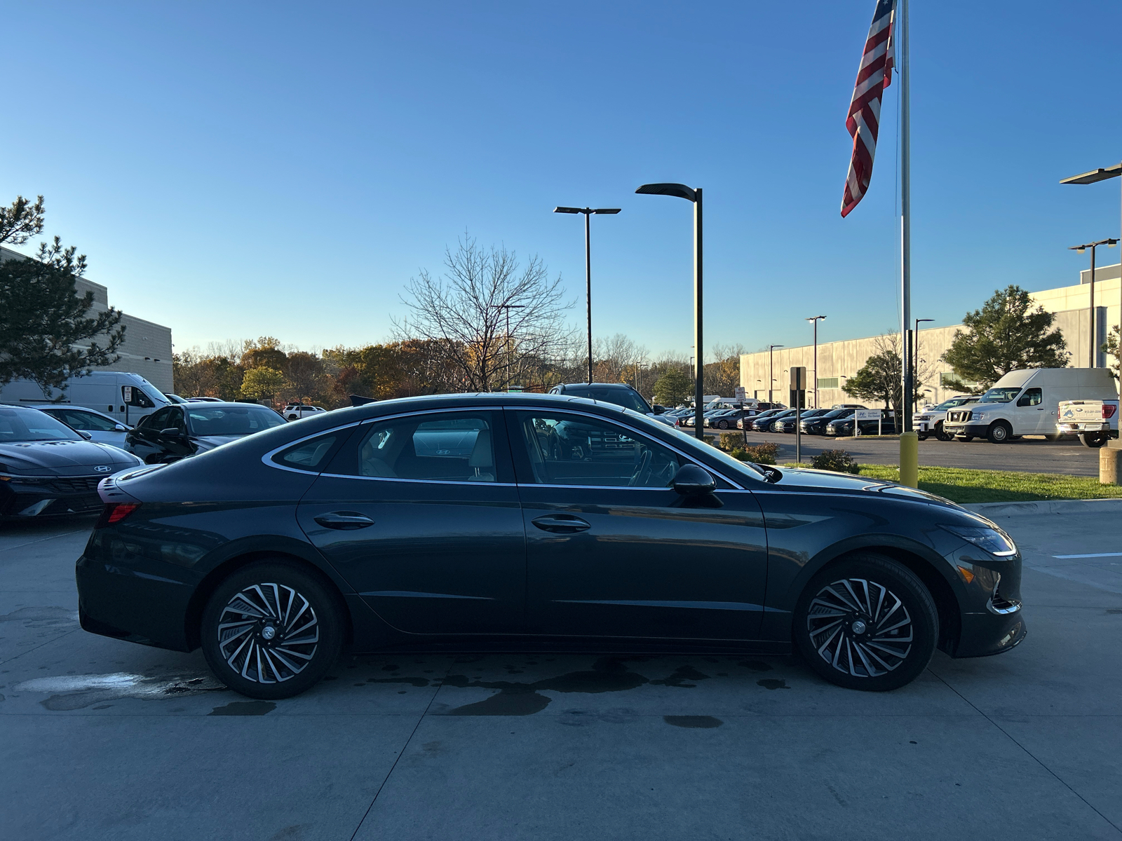 2023 Hyundai Sonata Hybrid Limited 5