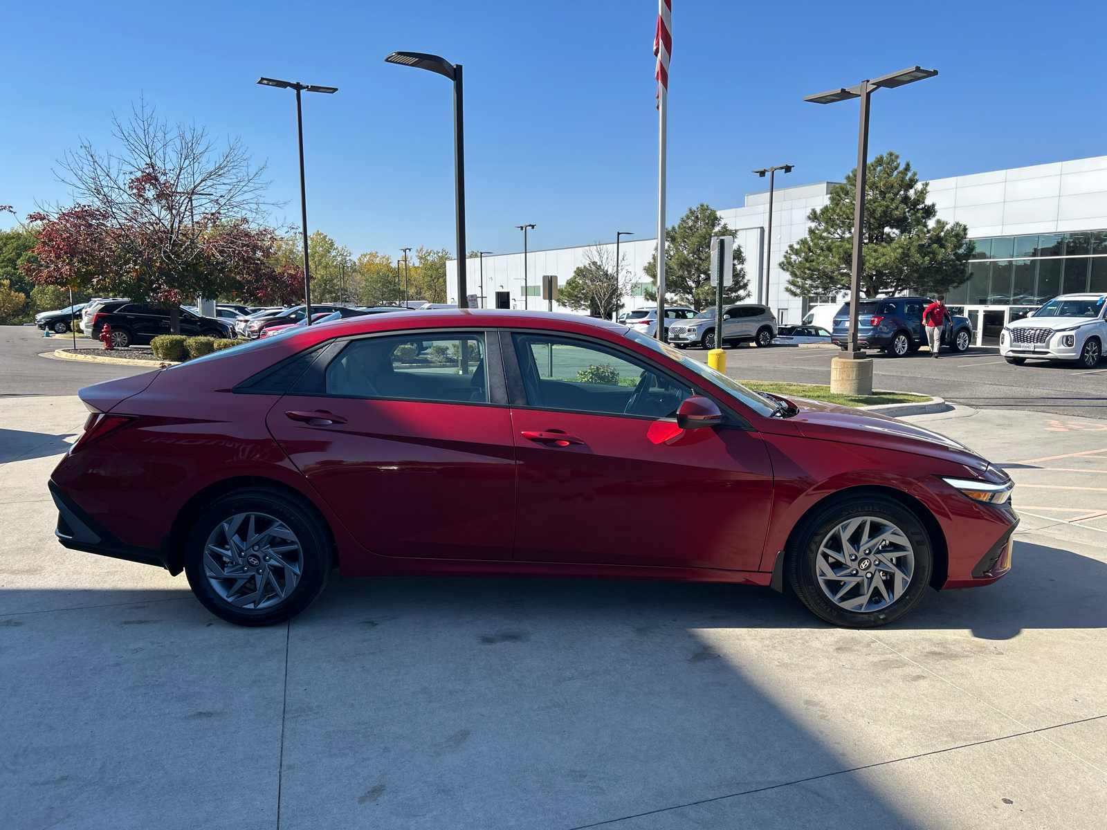 2024 Hyundai Elantra Hybrid Blue 5