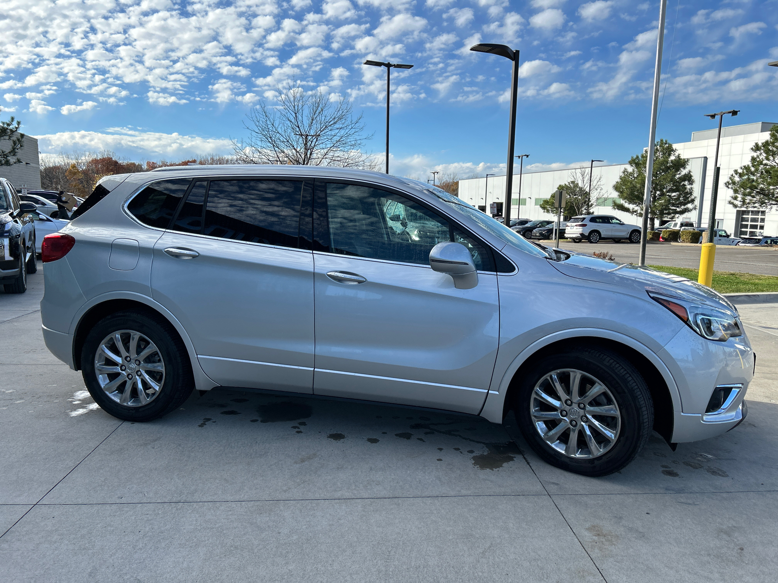 2019 Buick Envision Essence 5