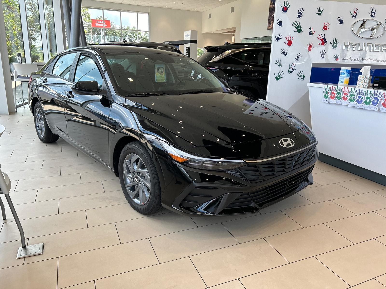 2024 Hyundai Elantra SEL 3