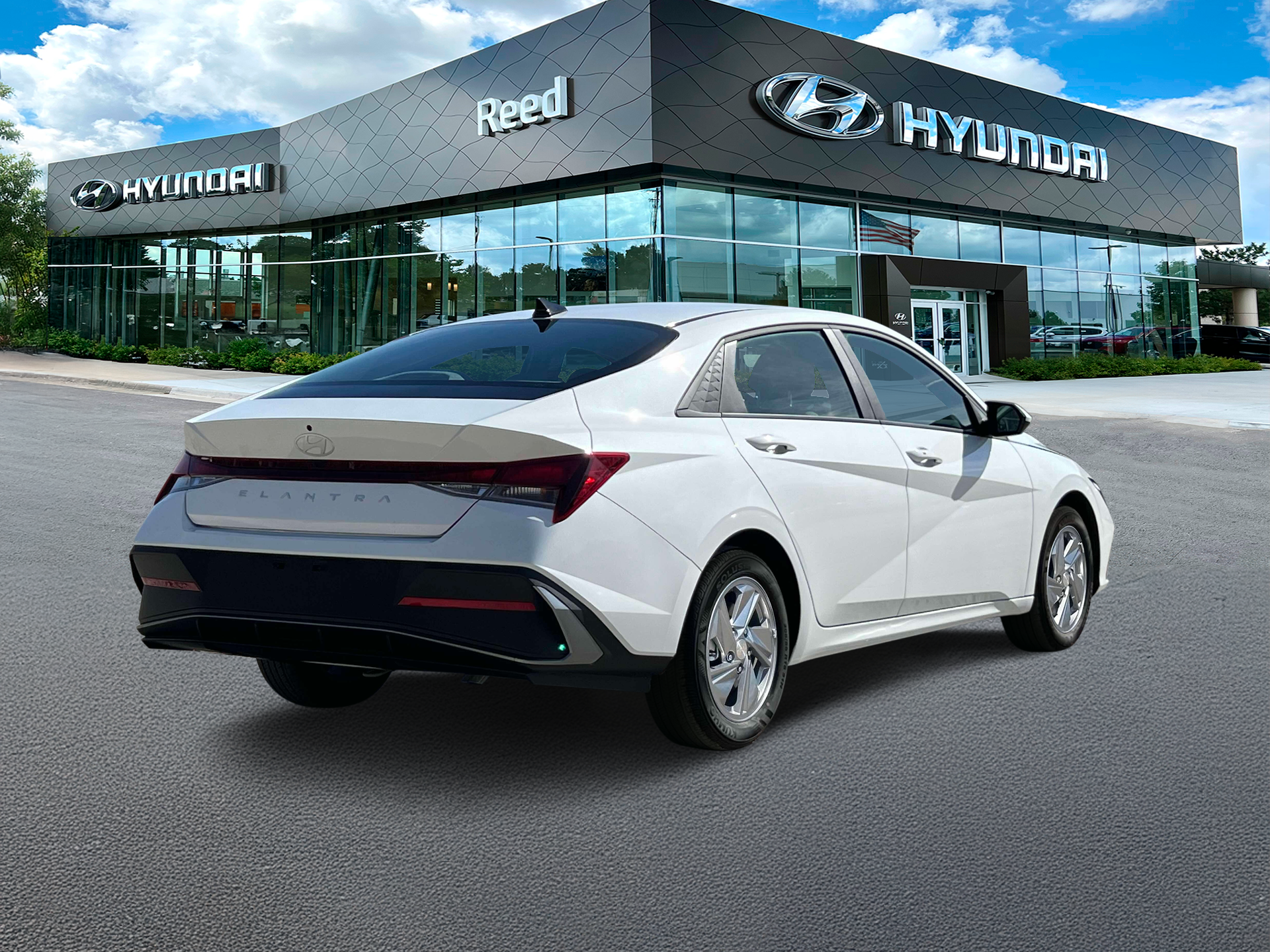 2024 Hyundai Elantra SE 7