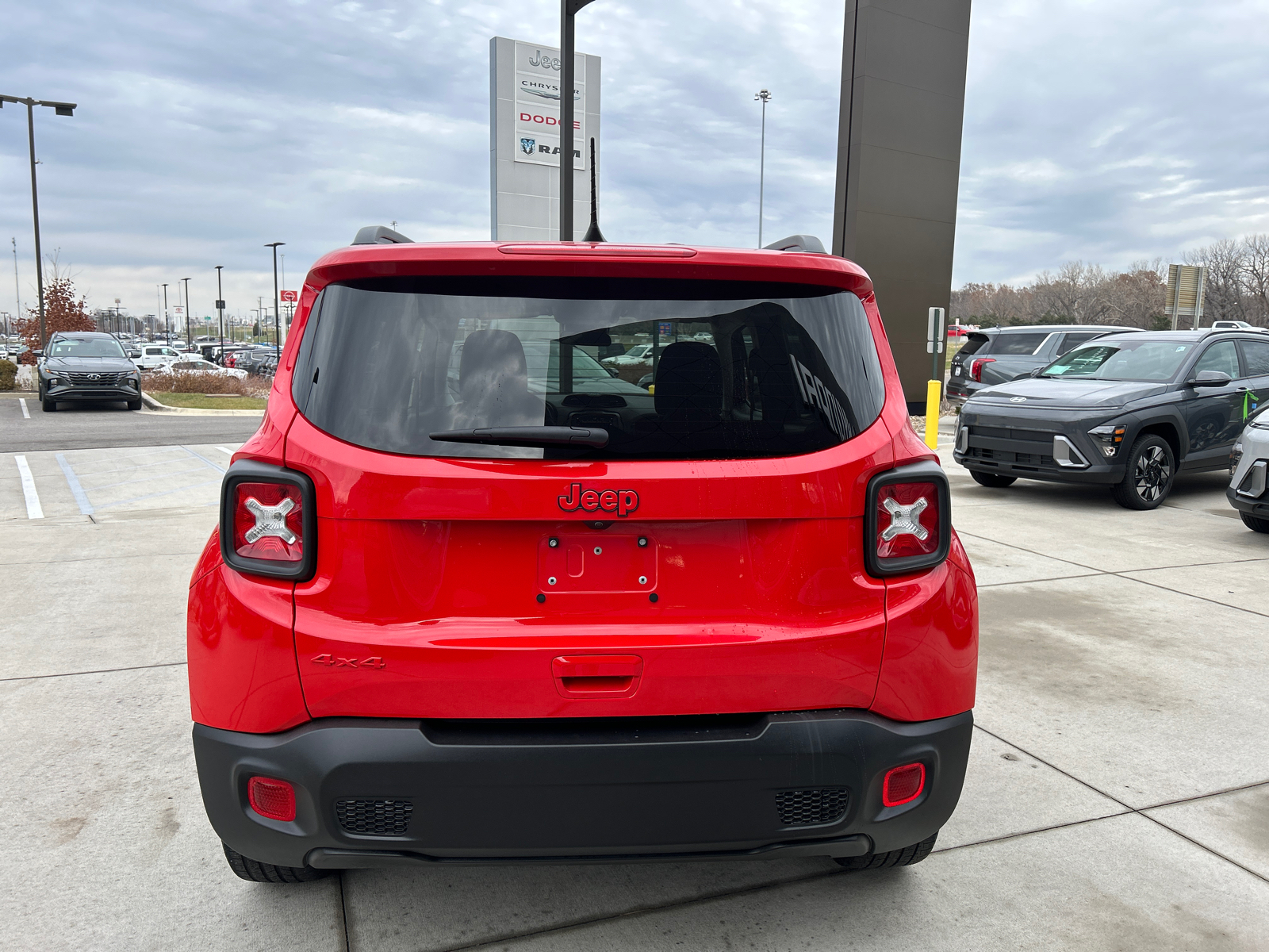 2022 Jeep Renegade Latitude 8