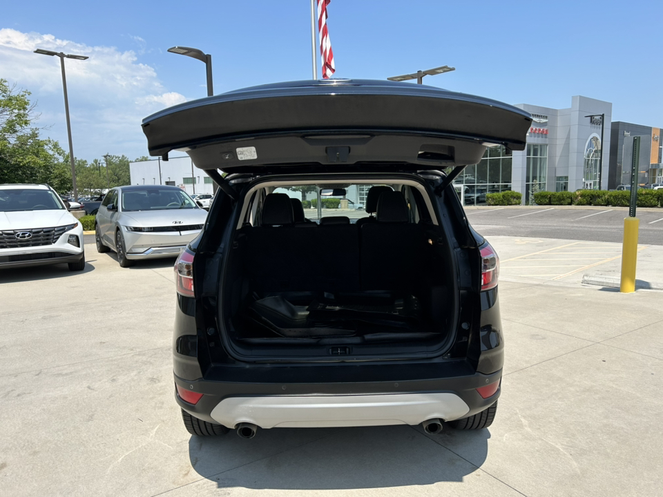 2017 Ford Escape Titanium 9