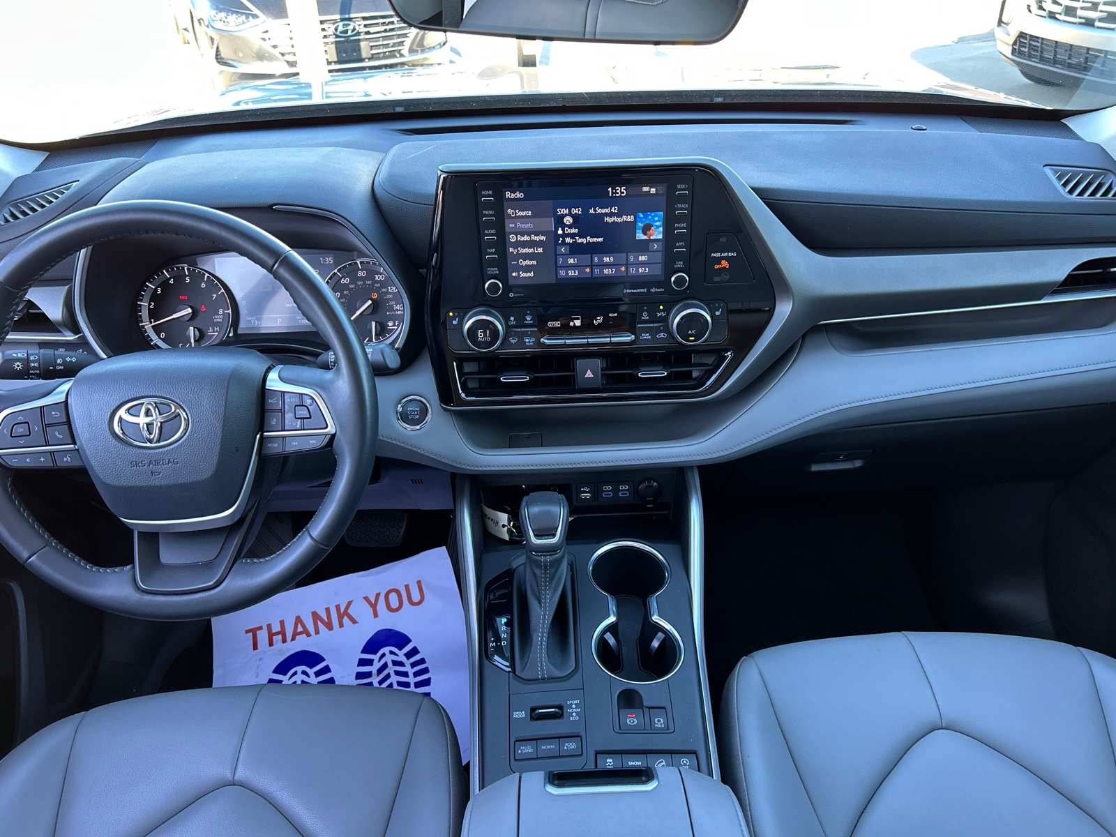 2022 Toyota Highlander XLE 21