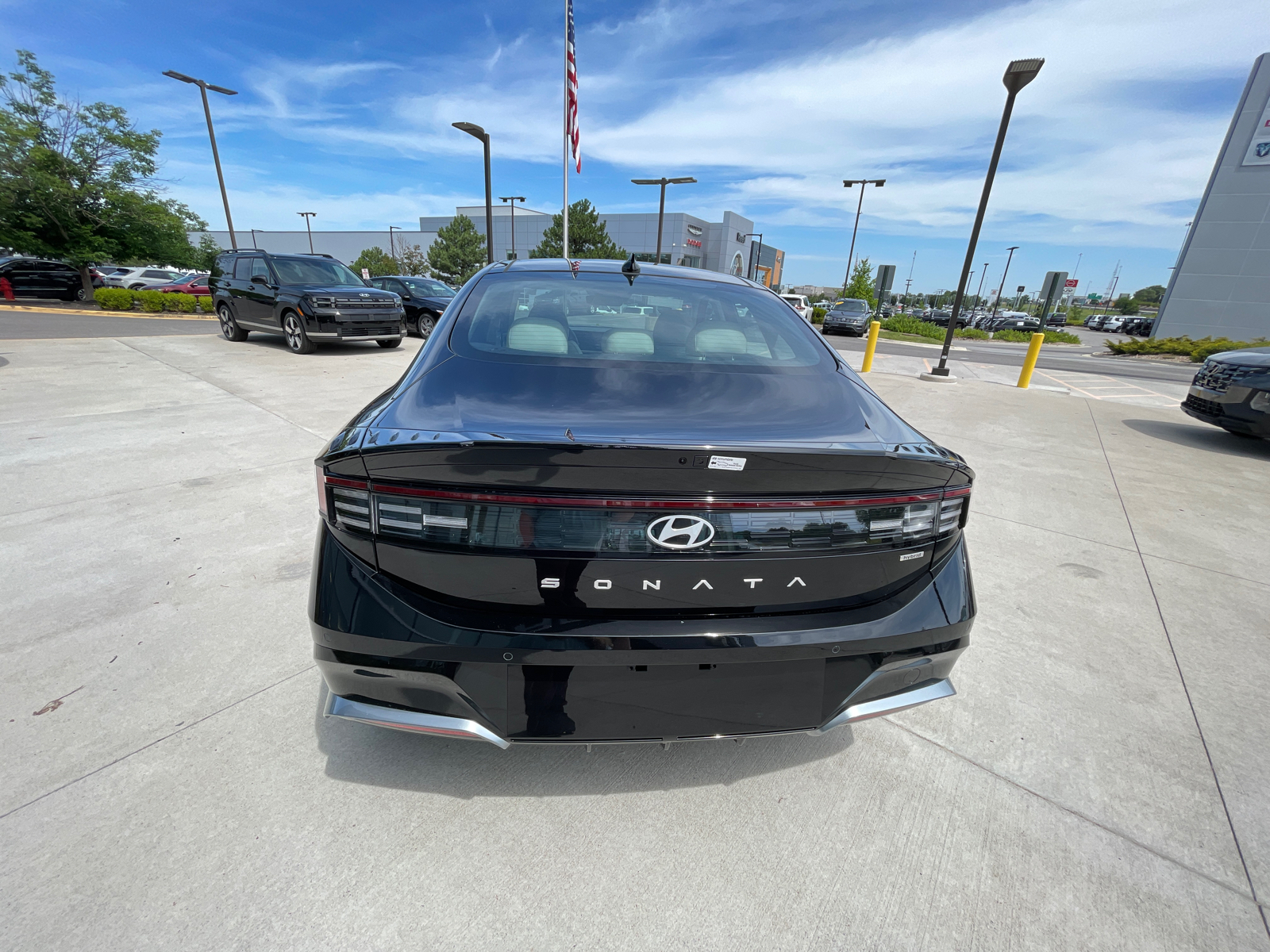 2024 Hyundai Sonata Hybrid Limited 8