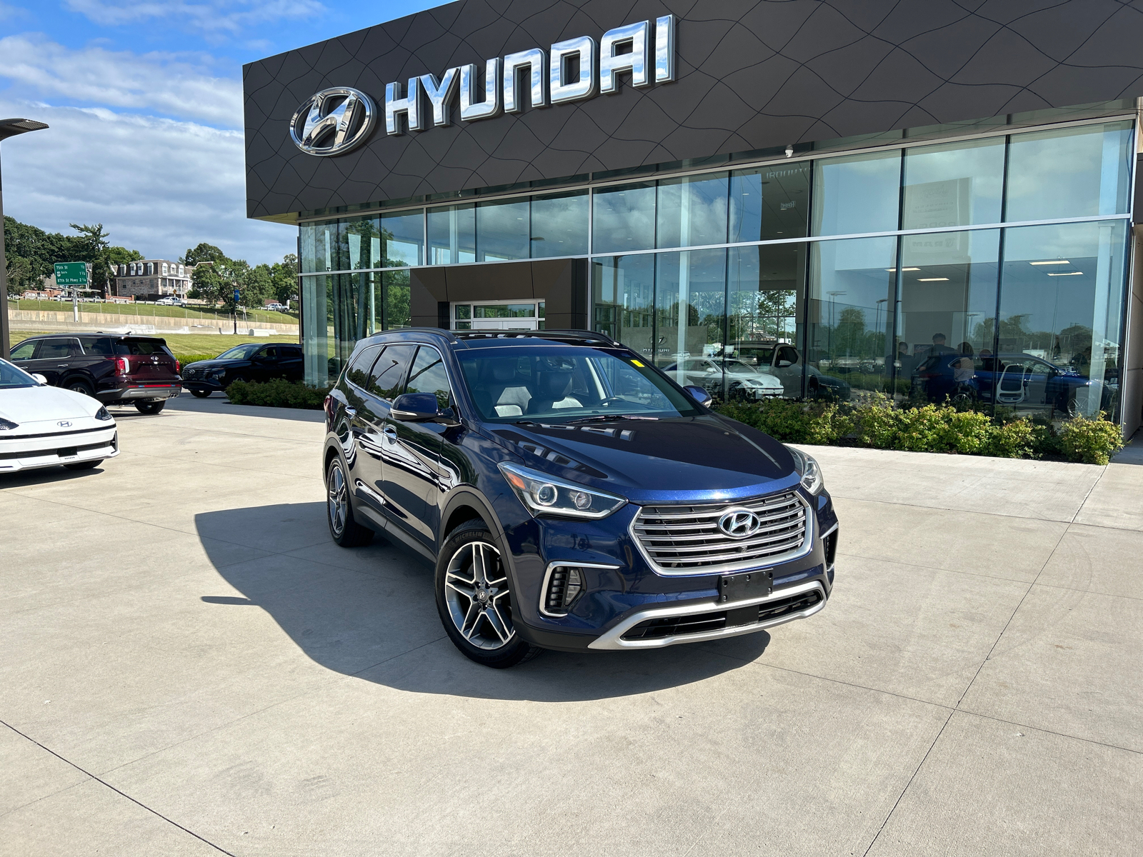2017 Hyundai Santa Fe SE Ultimate 1