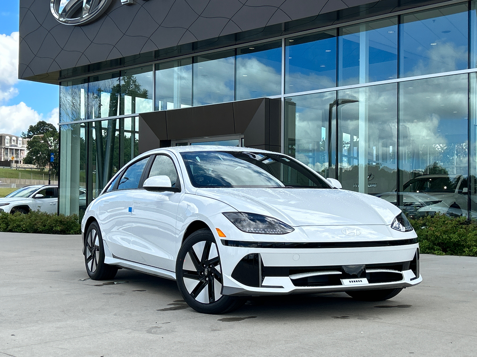 2024 Hyundai IONIQ 6 SE 1