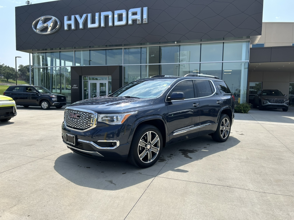 2019 GMC Acadia Denali 1