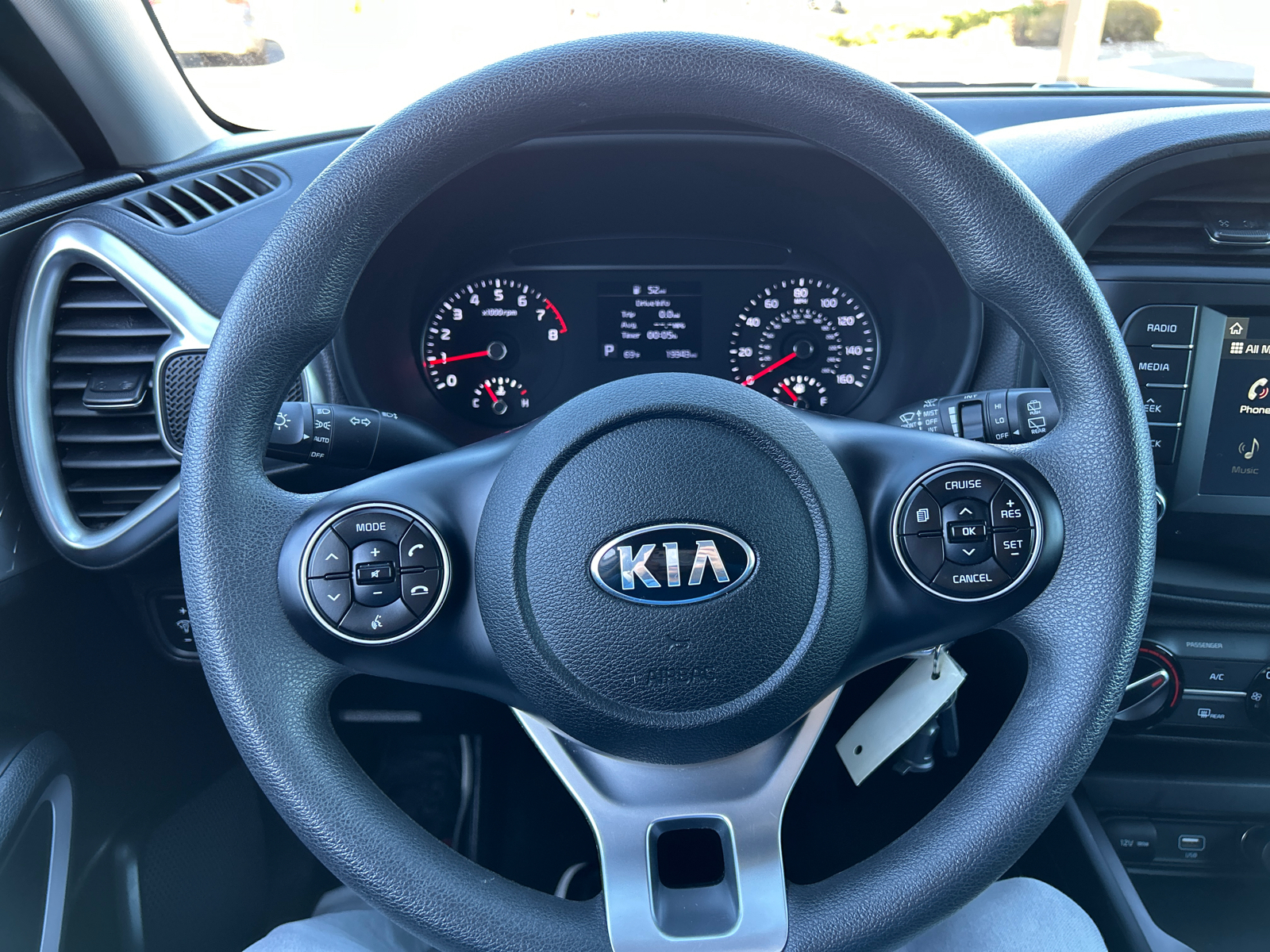 2021 Kia Soul LX 24