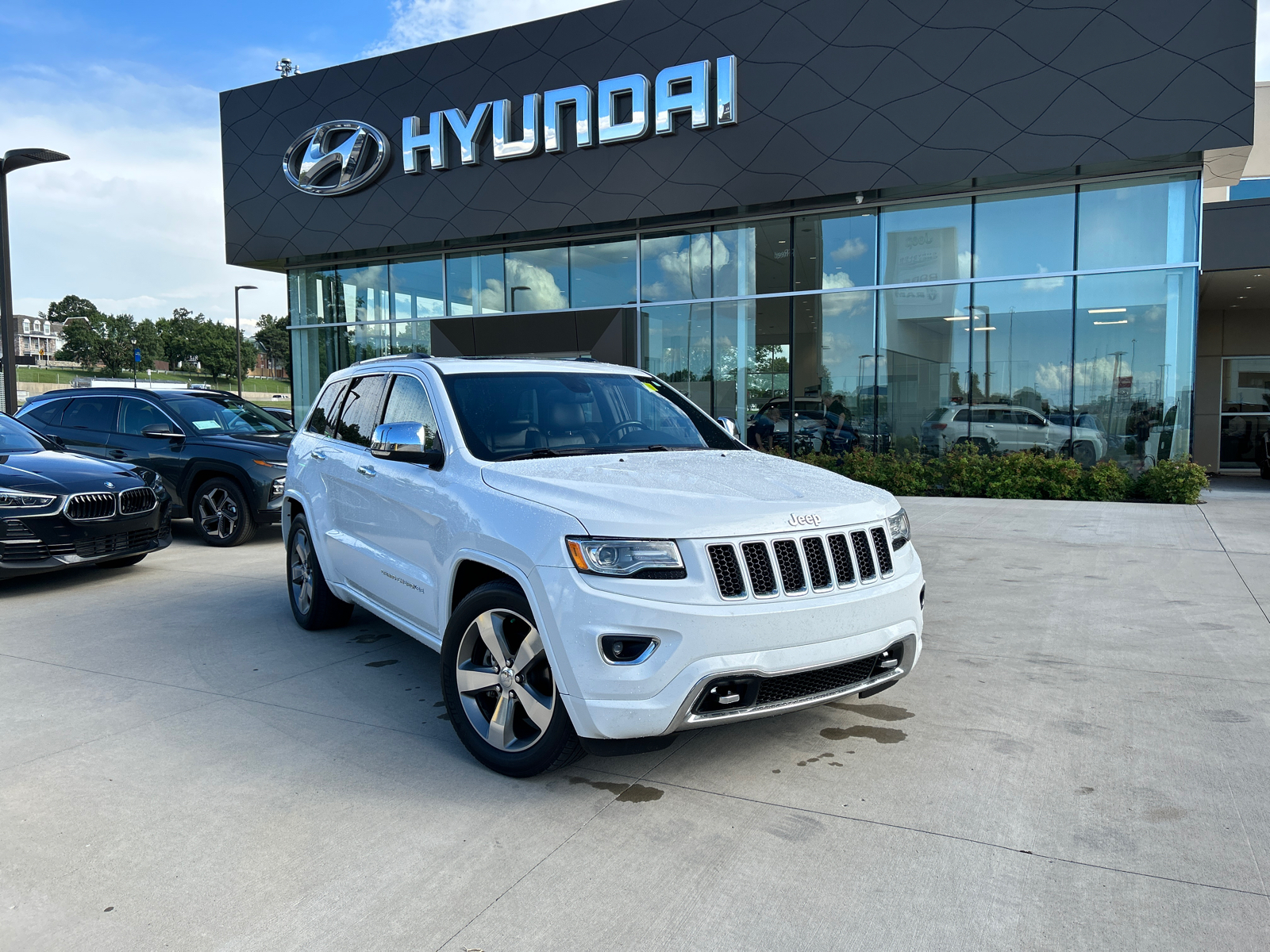 2015 Jeep Grand Cherokee Overland 1