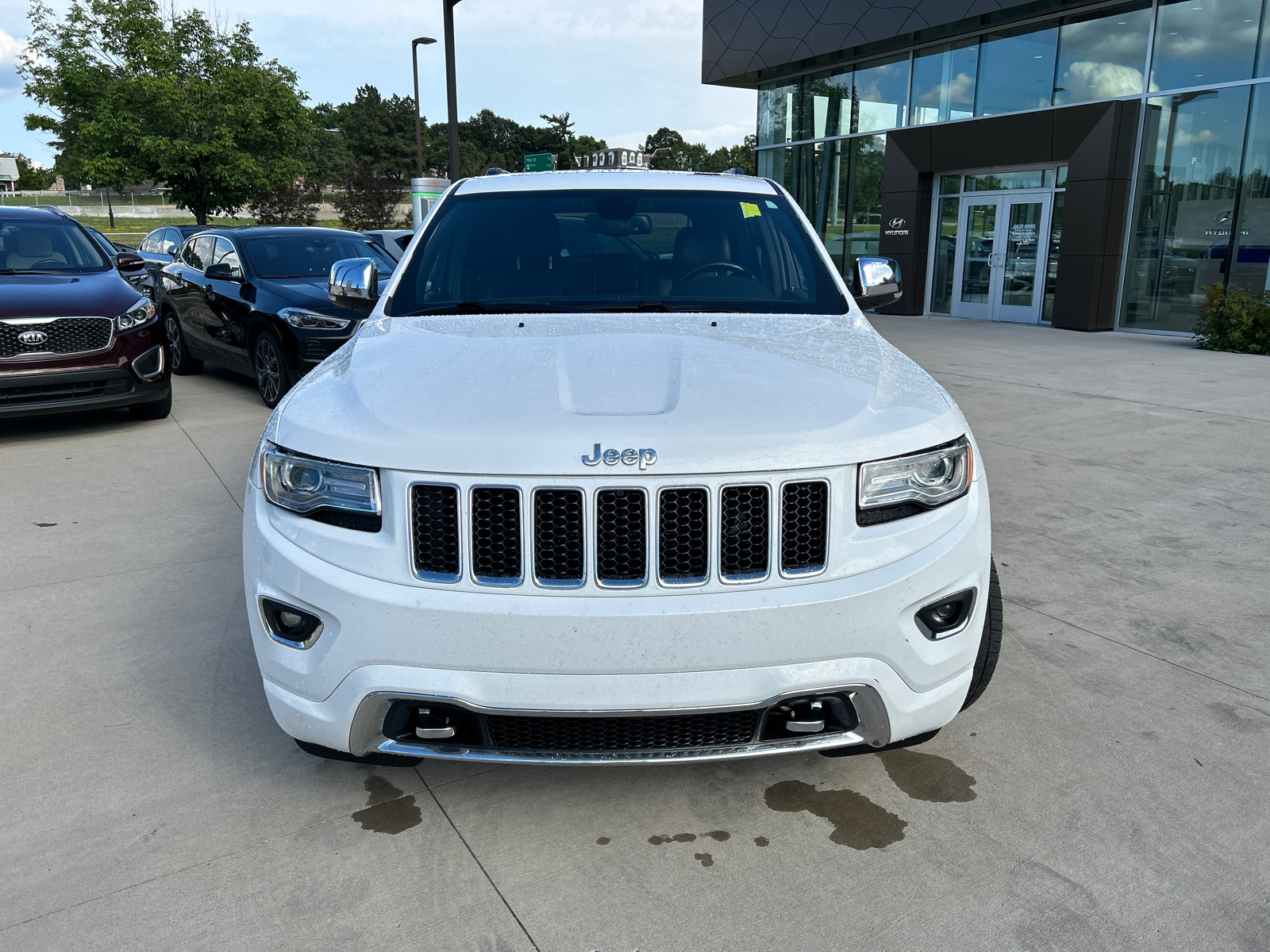 2015 Jeep Grand Cherokee Overland 3