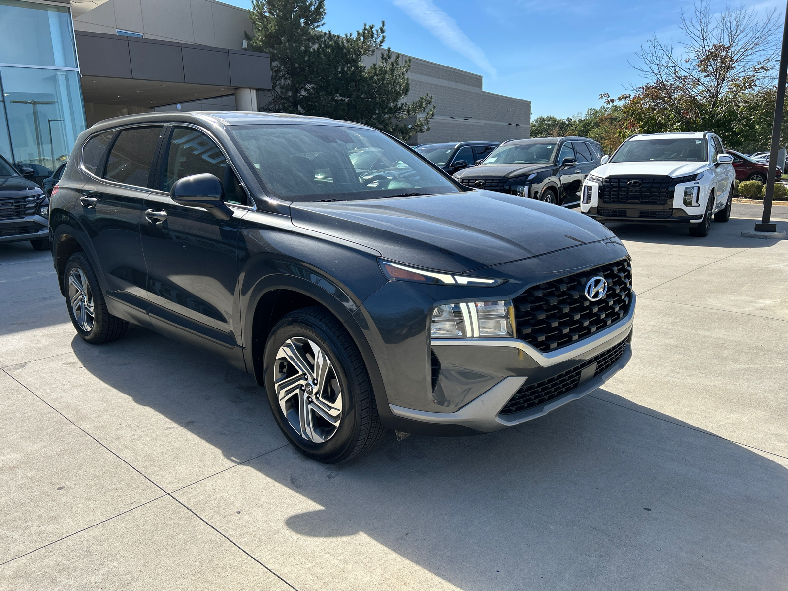 2021 Hyundai Santa Fe SE 4