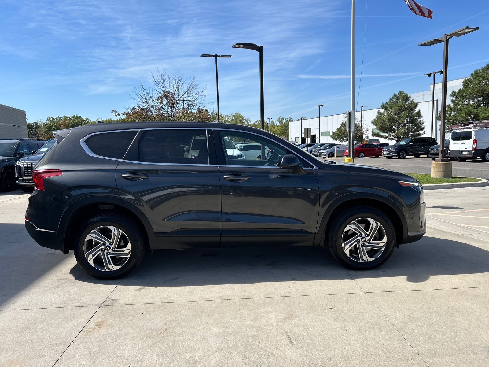 2021 Hyundai Santa Fe SE 5