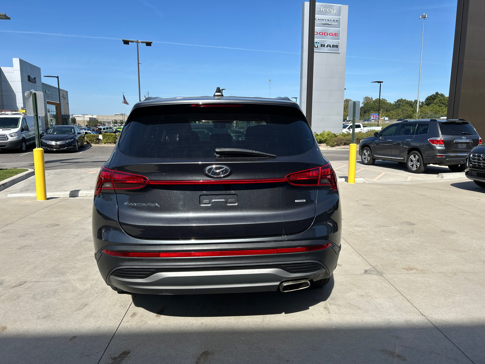 2021 Hyundai Santa Fe SE 8