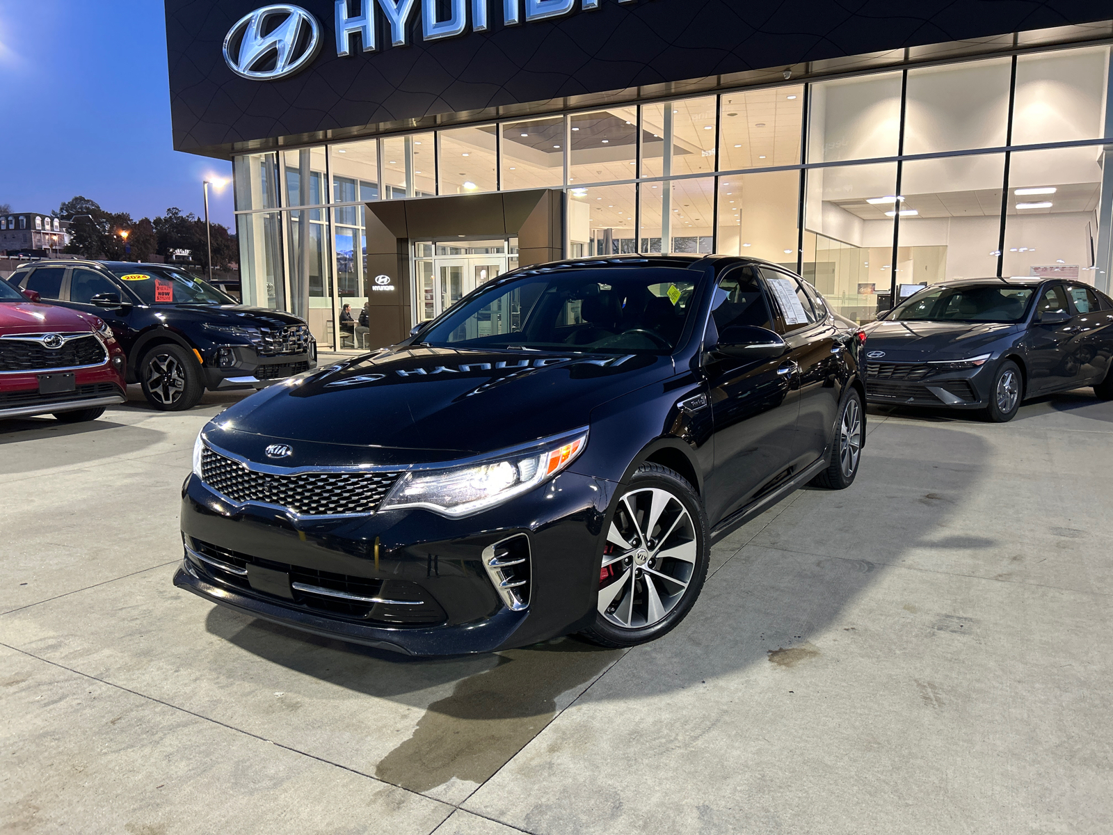 2016 Kia Optima SXL 1