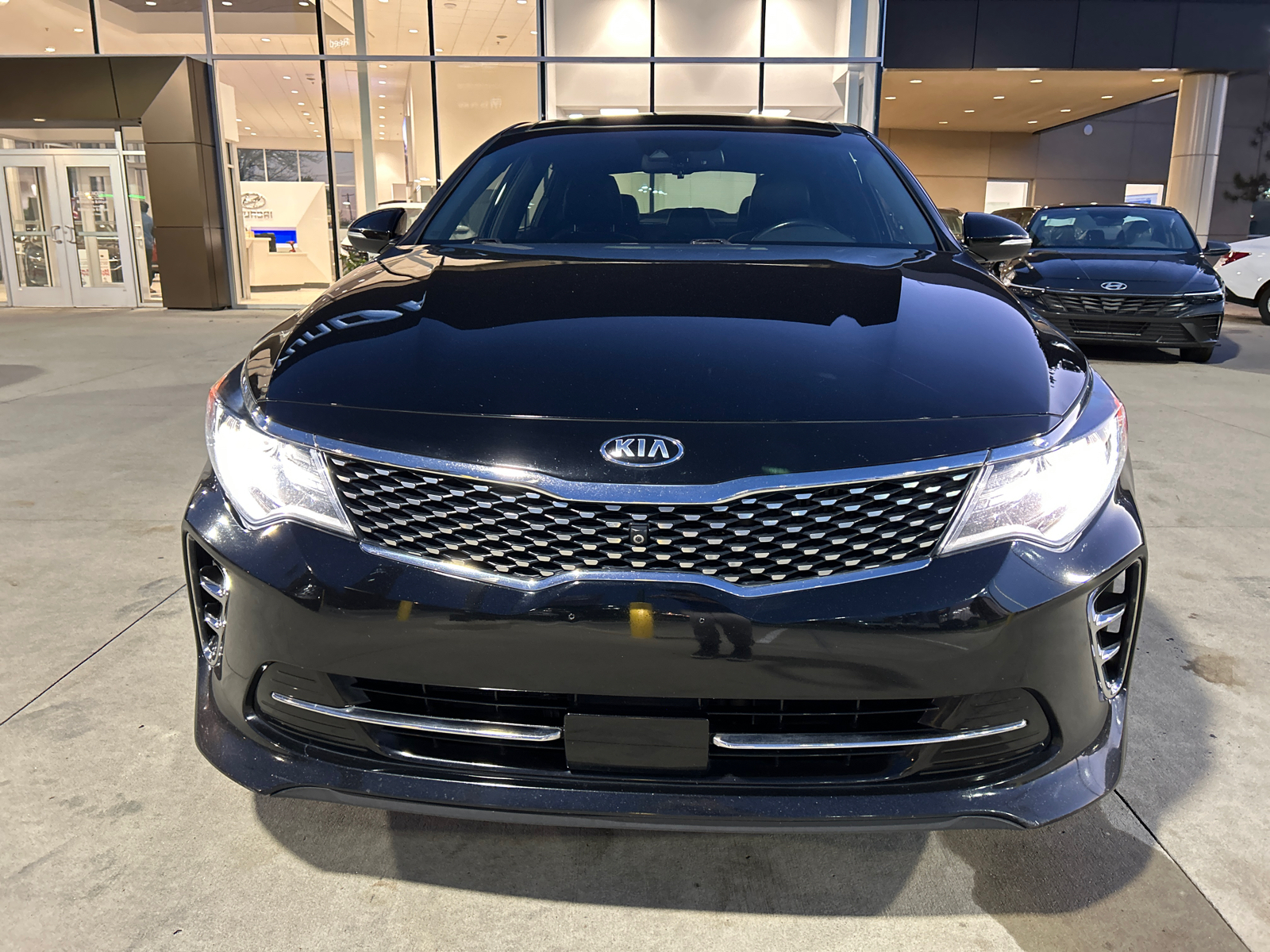 2016 Kia Optima SXL 3