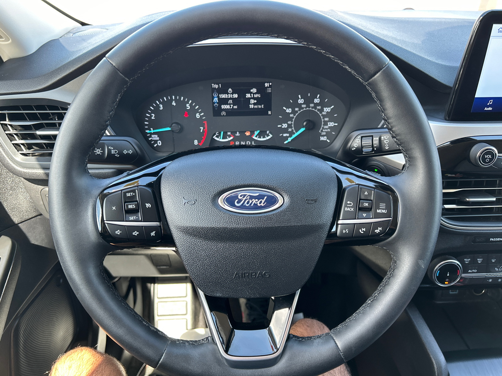 2022 Ford Escape SE 28