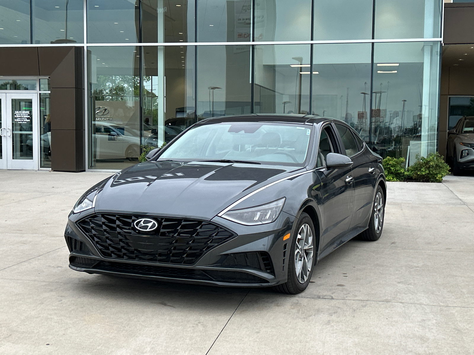 2023 Hyundai Sonata SEL 2