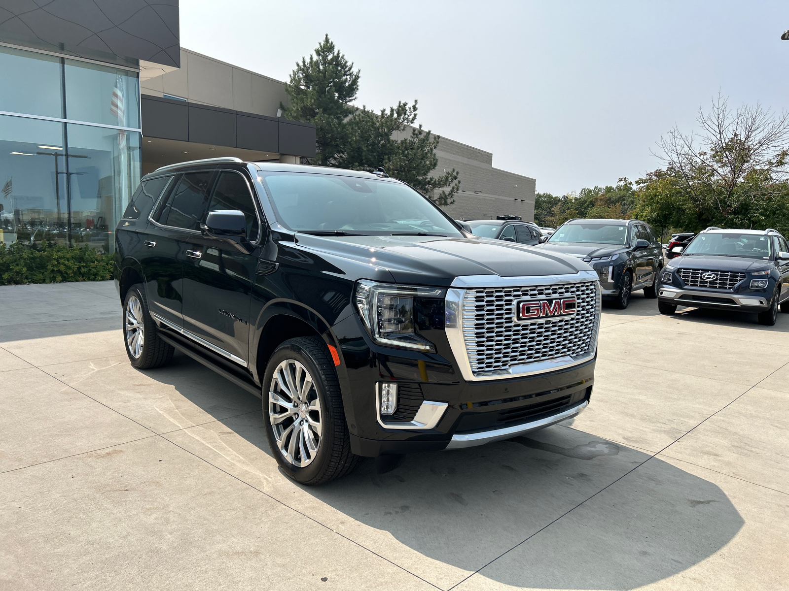 2023 GMC Yukon Denali 4