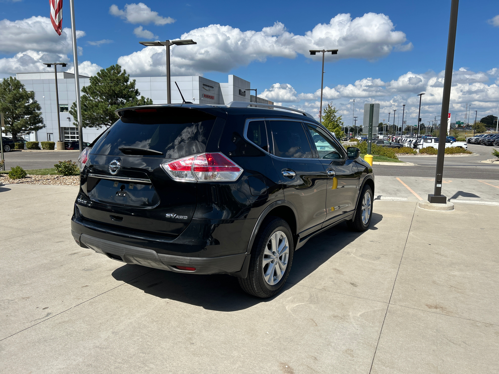 2016 Nissan Rogue SV 7