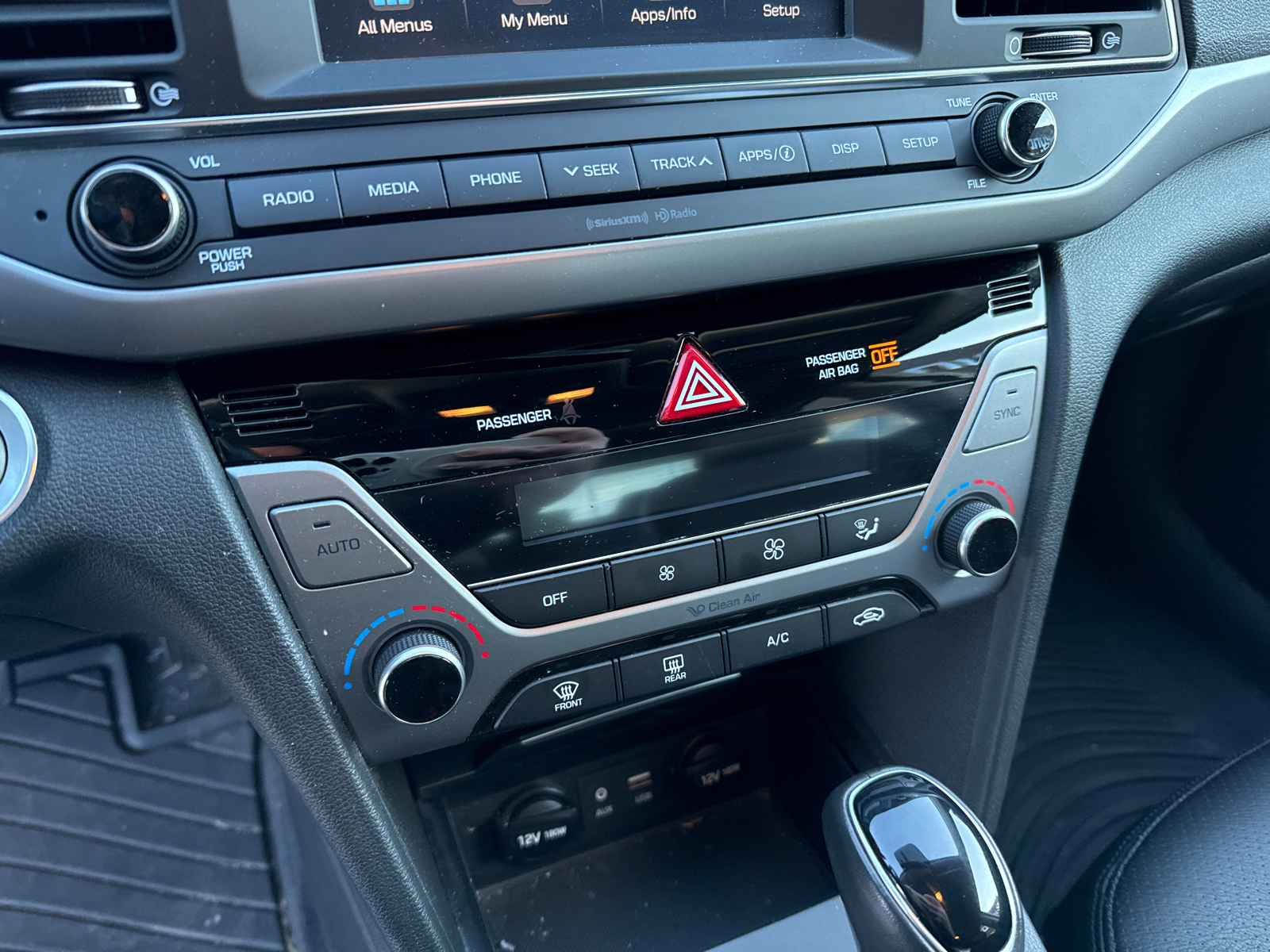 2018 Hyundai Elantra Value Edition 19