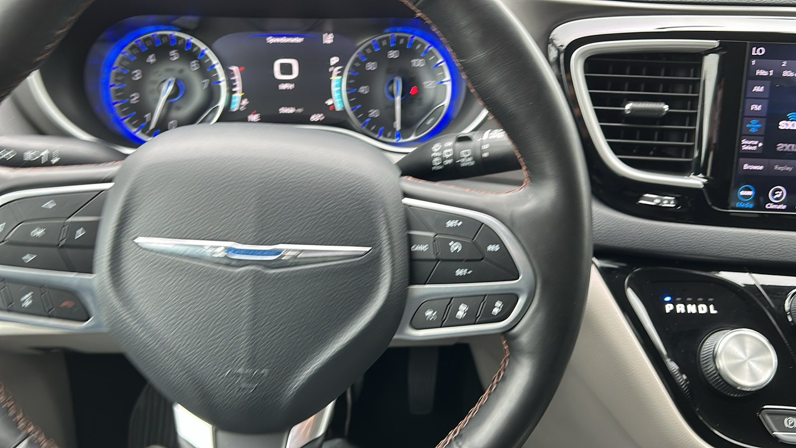 2020 Chrysler Pacifica Touring L Plus 43