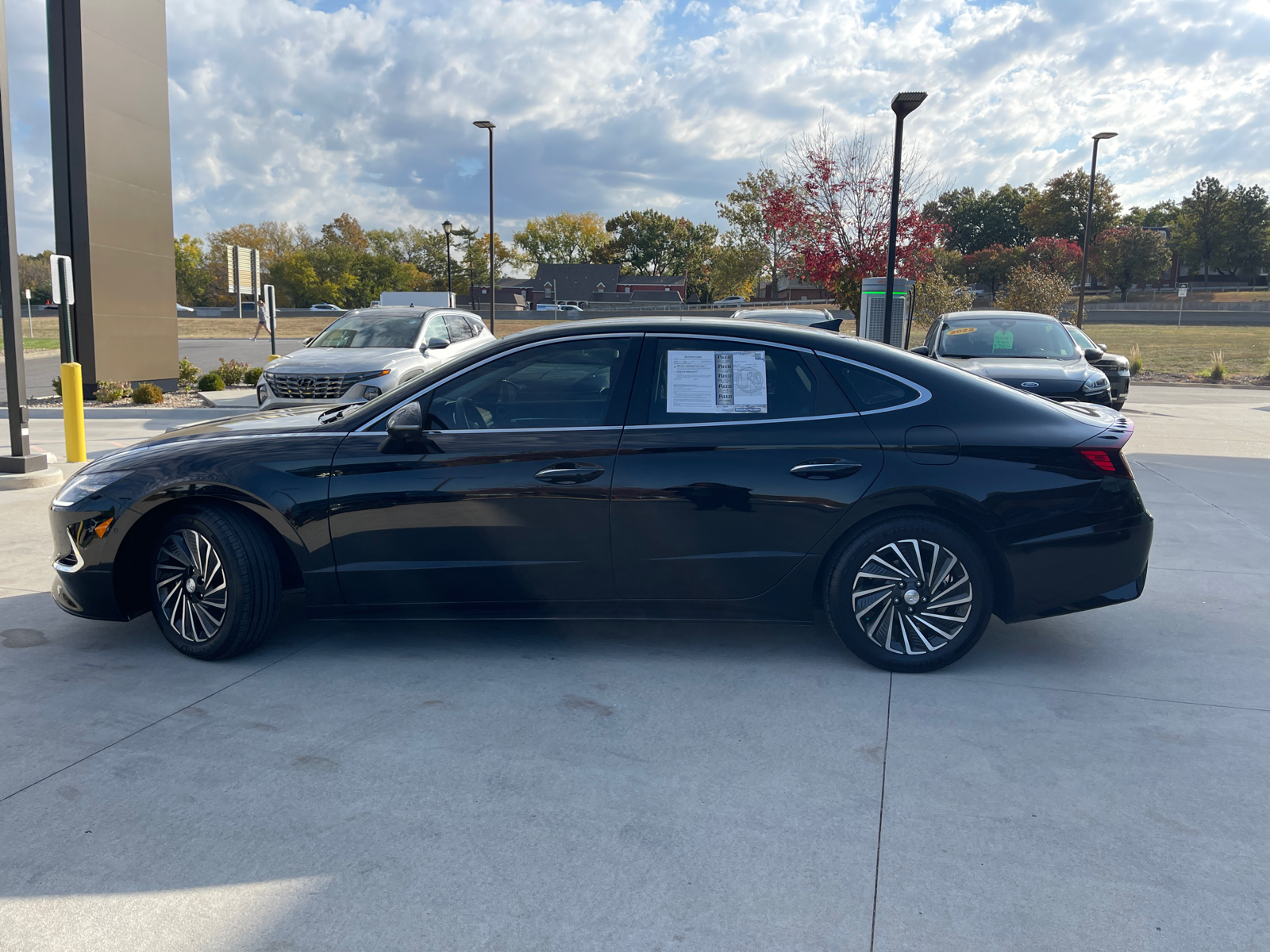 2023 Hyundai Sonata Hybrid Limited 11