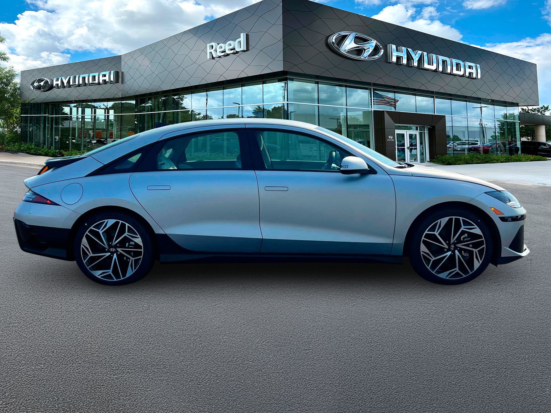 2025 Hyundai IONIQ 6 SEL 9