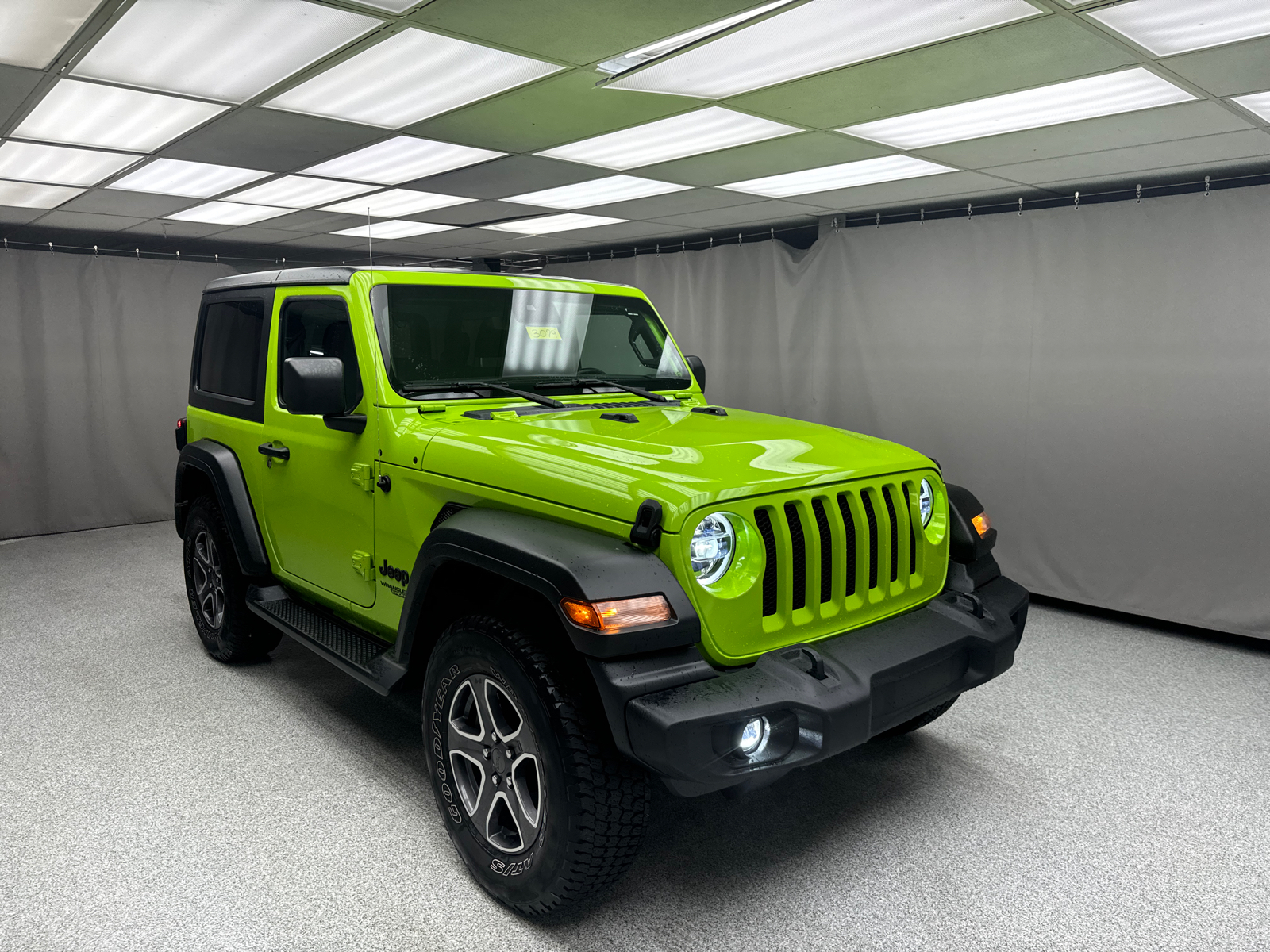 2021 Jeep Wrangler Sport 4