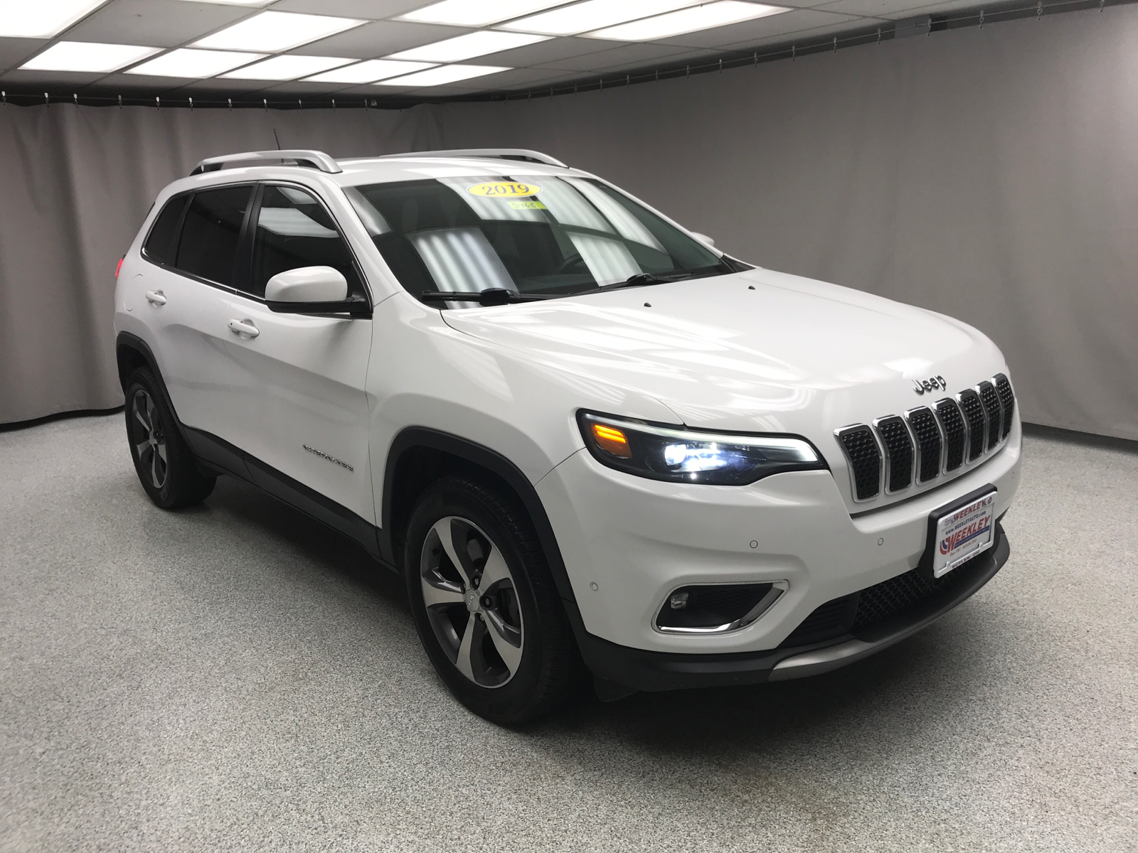 2019 Jeep Cherokee Limited 17