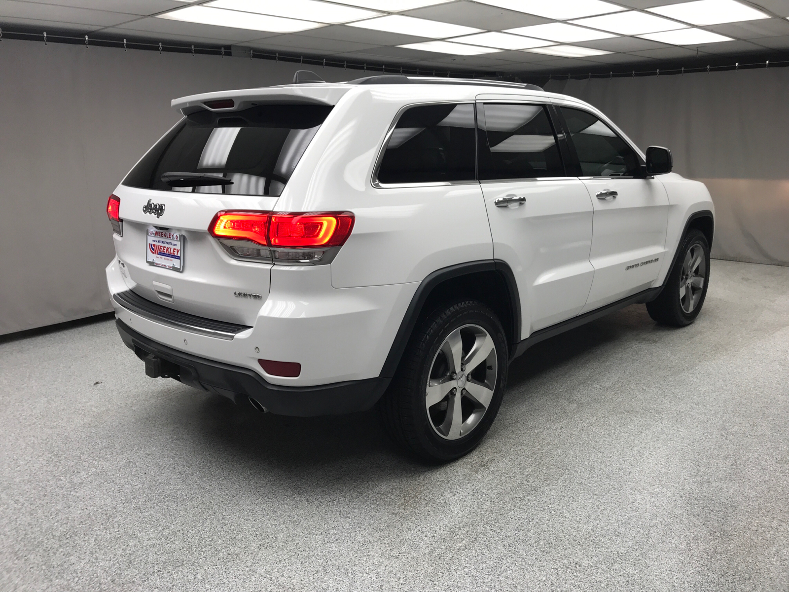 2015 Jeep Grand Cherokee Limited 12