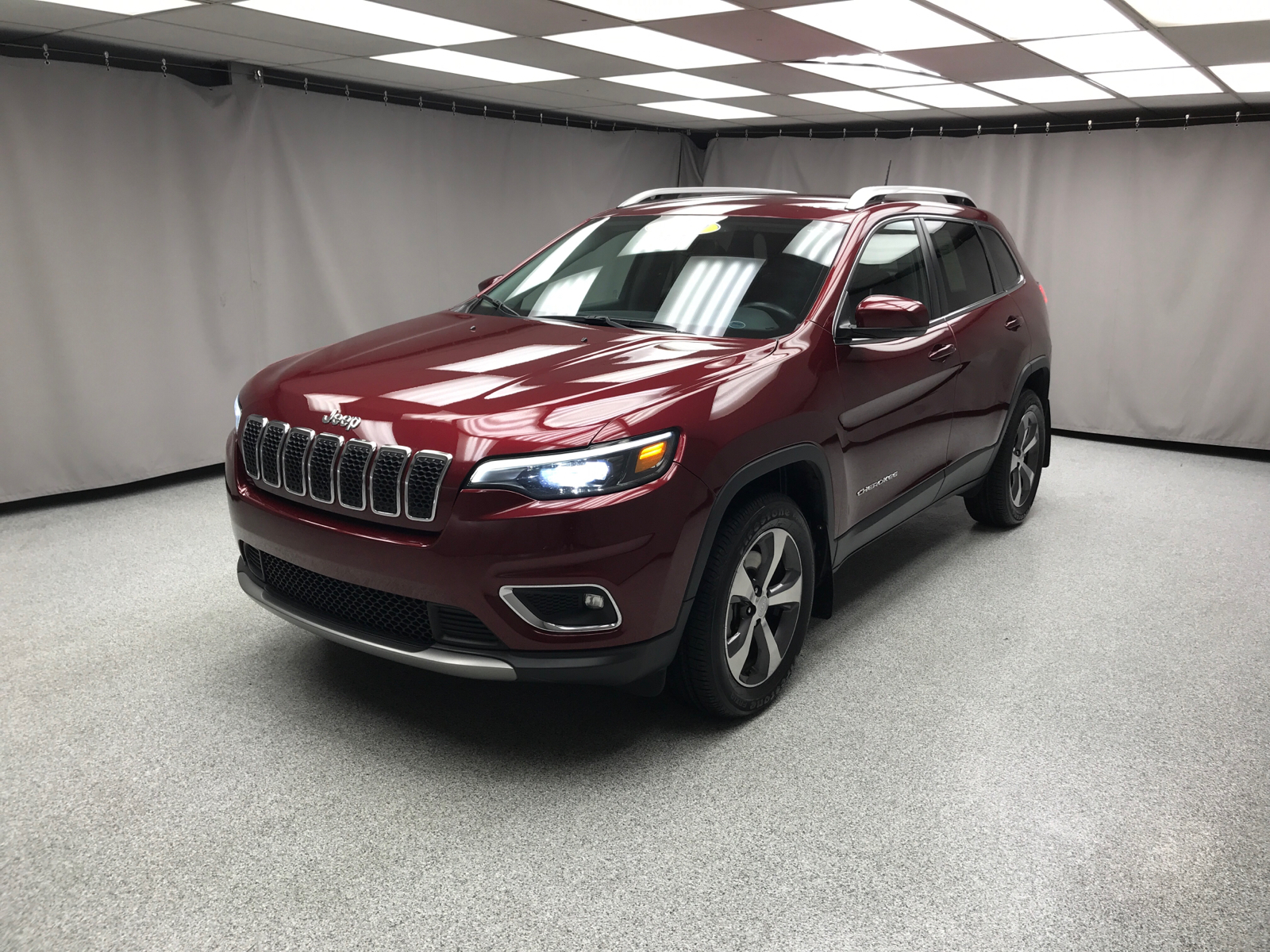 2020 Jeep Cherokee Limited 1