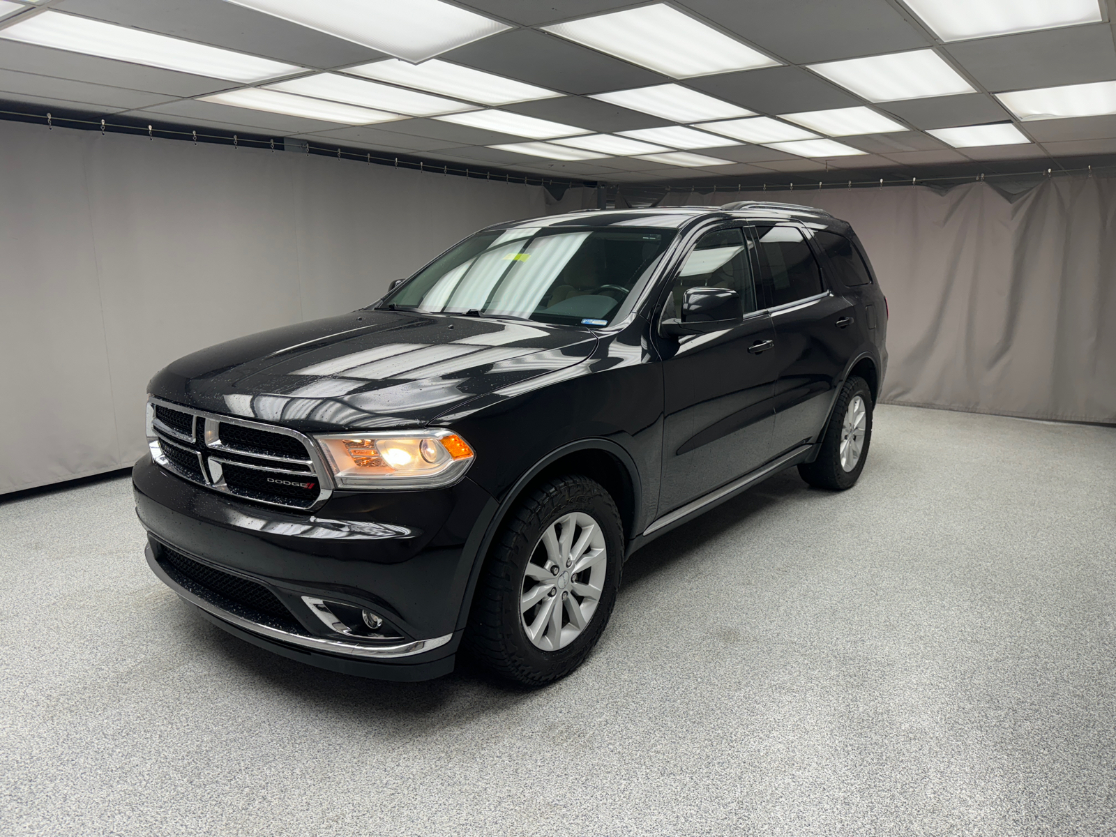 2015 Dodge Durango SXT 1