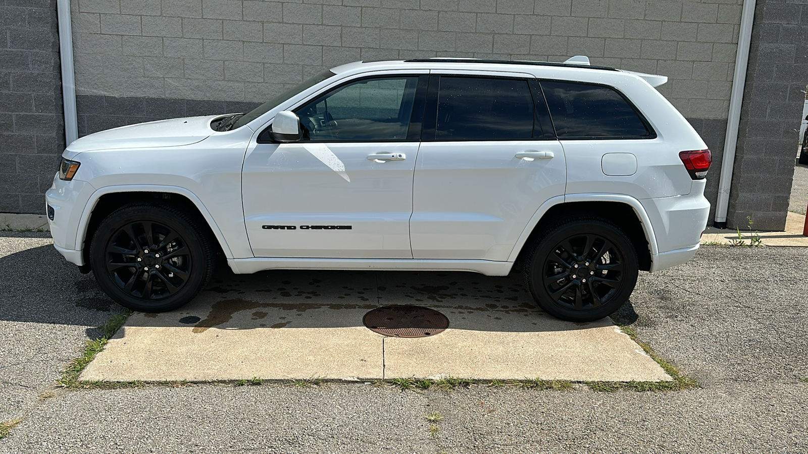 2021 Jeep Grand Cherokee Laredo X 2