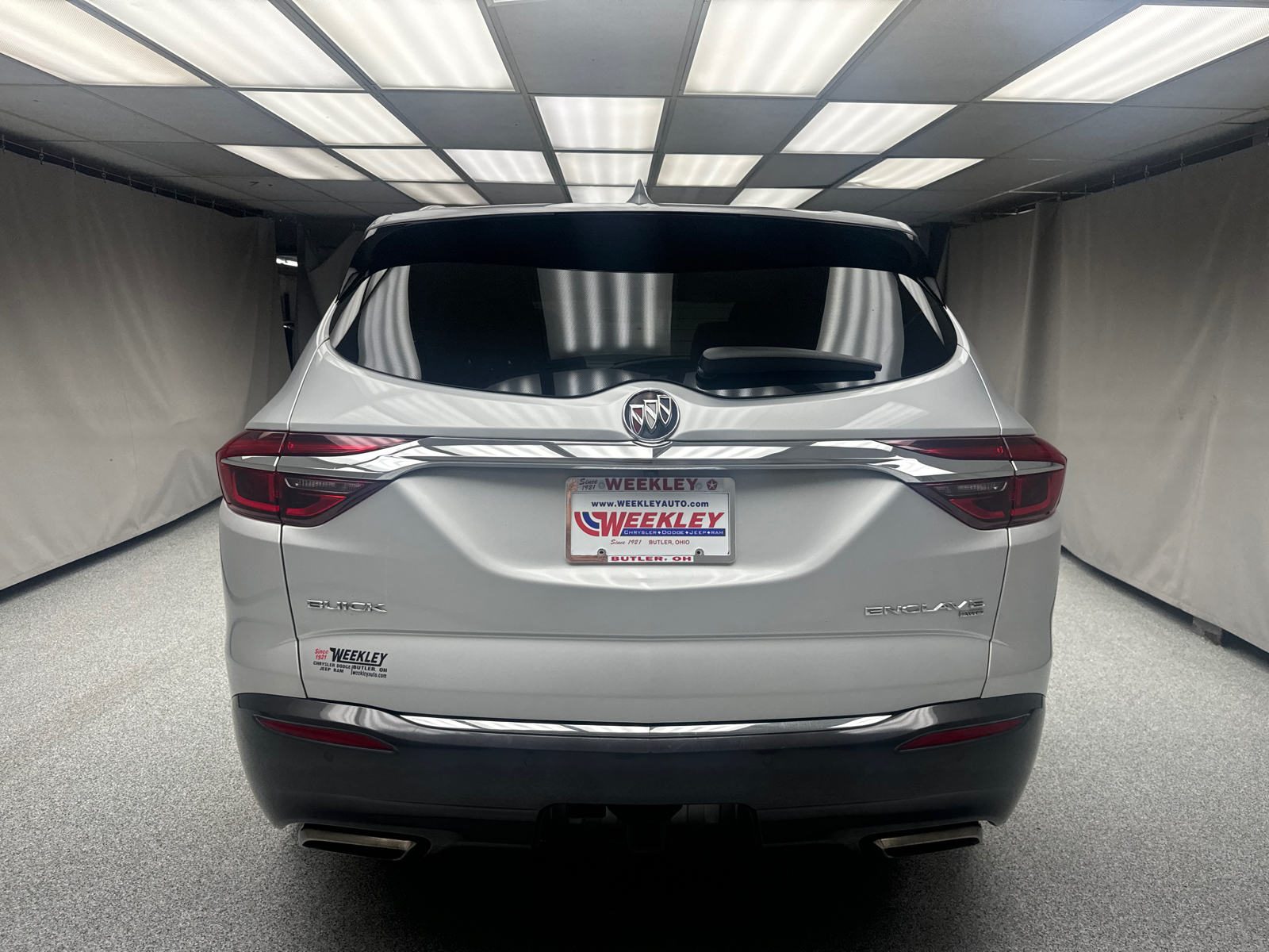 2018 Buick Enclave Essence 3