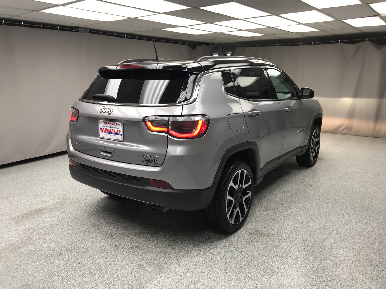 2018 Jeep Compass Limited 11