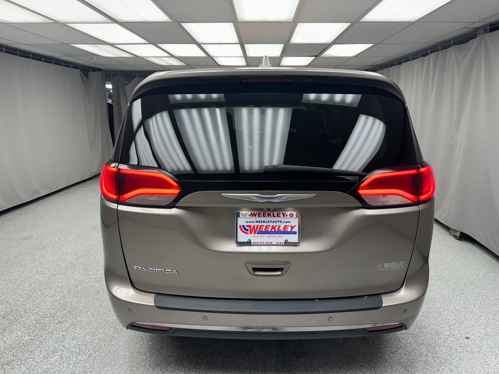 2018 Chrysler Pacifica Touring Plus 3