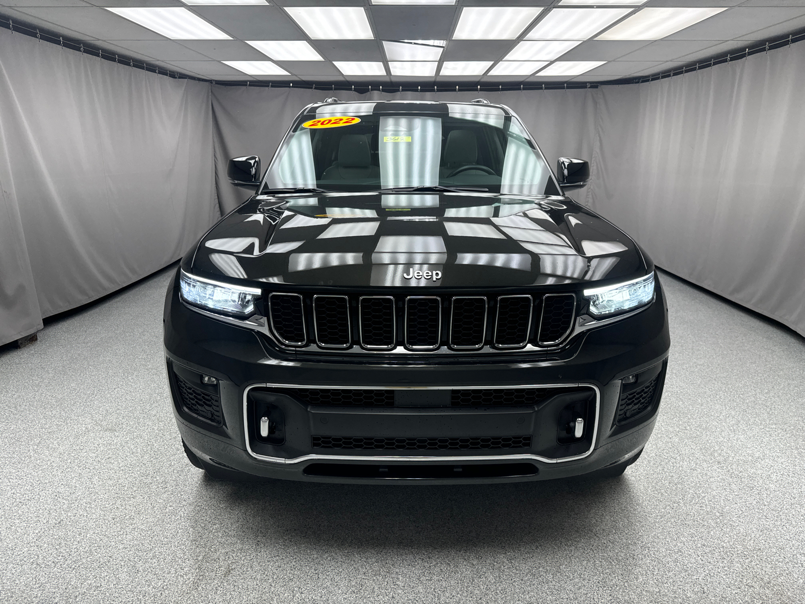 2022 Jeep Grand Cherokee L Overland 6