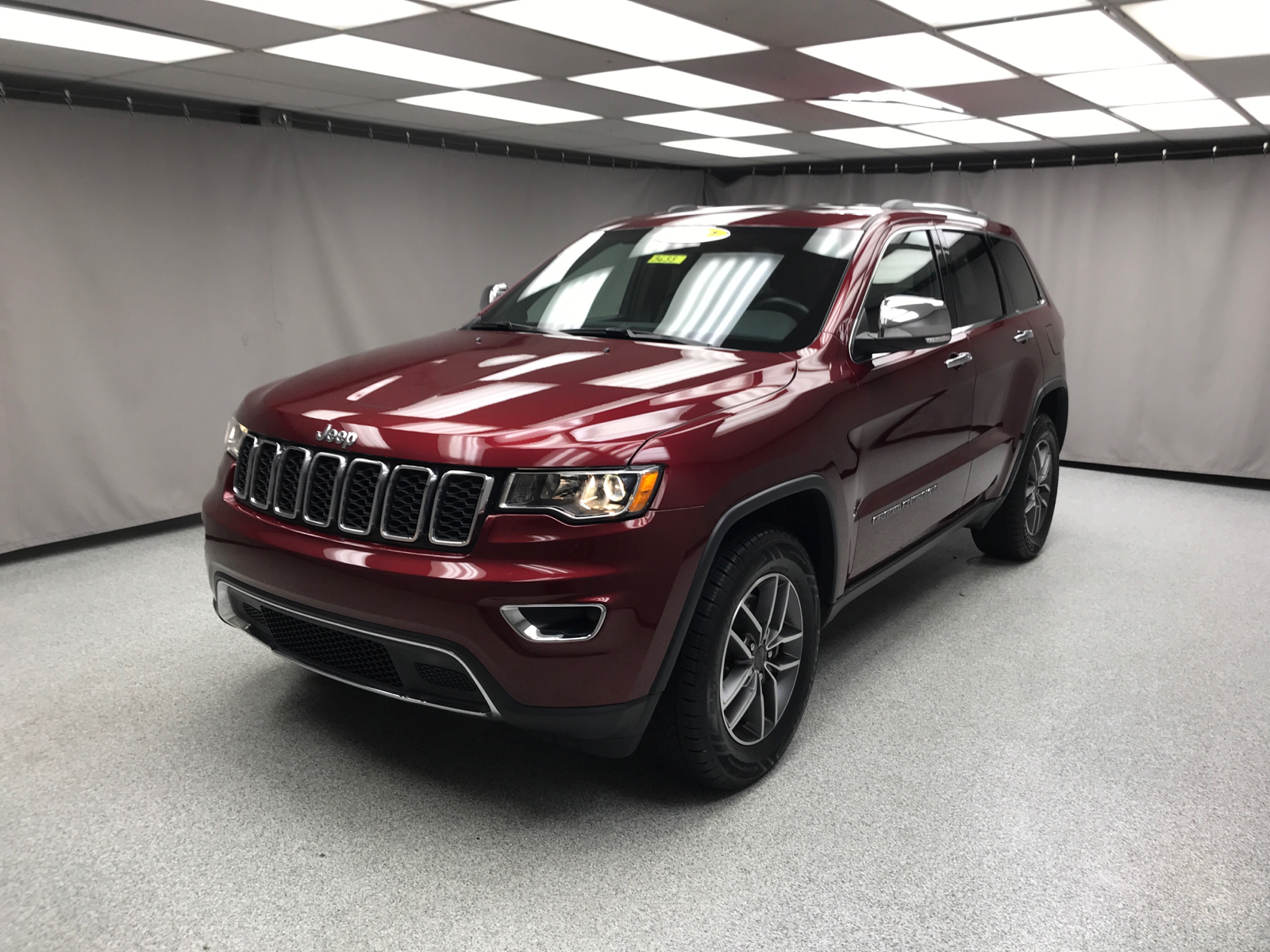 2021 Jeep Grand Cherokee Limited 1