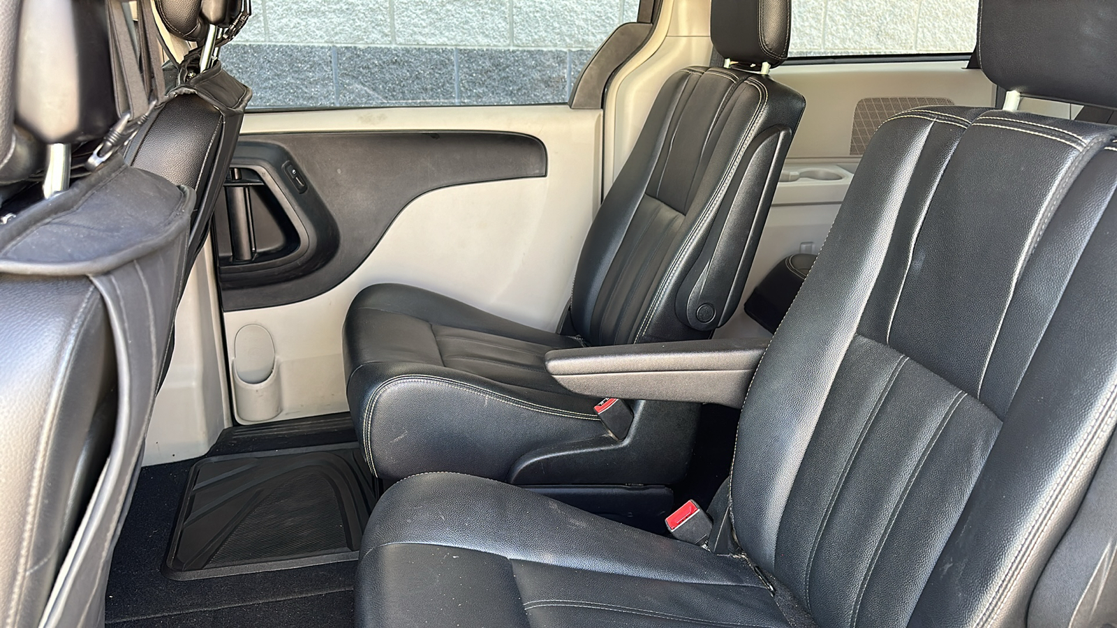 2015 Chrysler Town & Country Touring 7