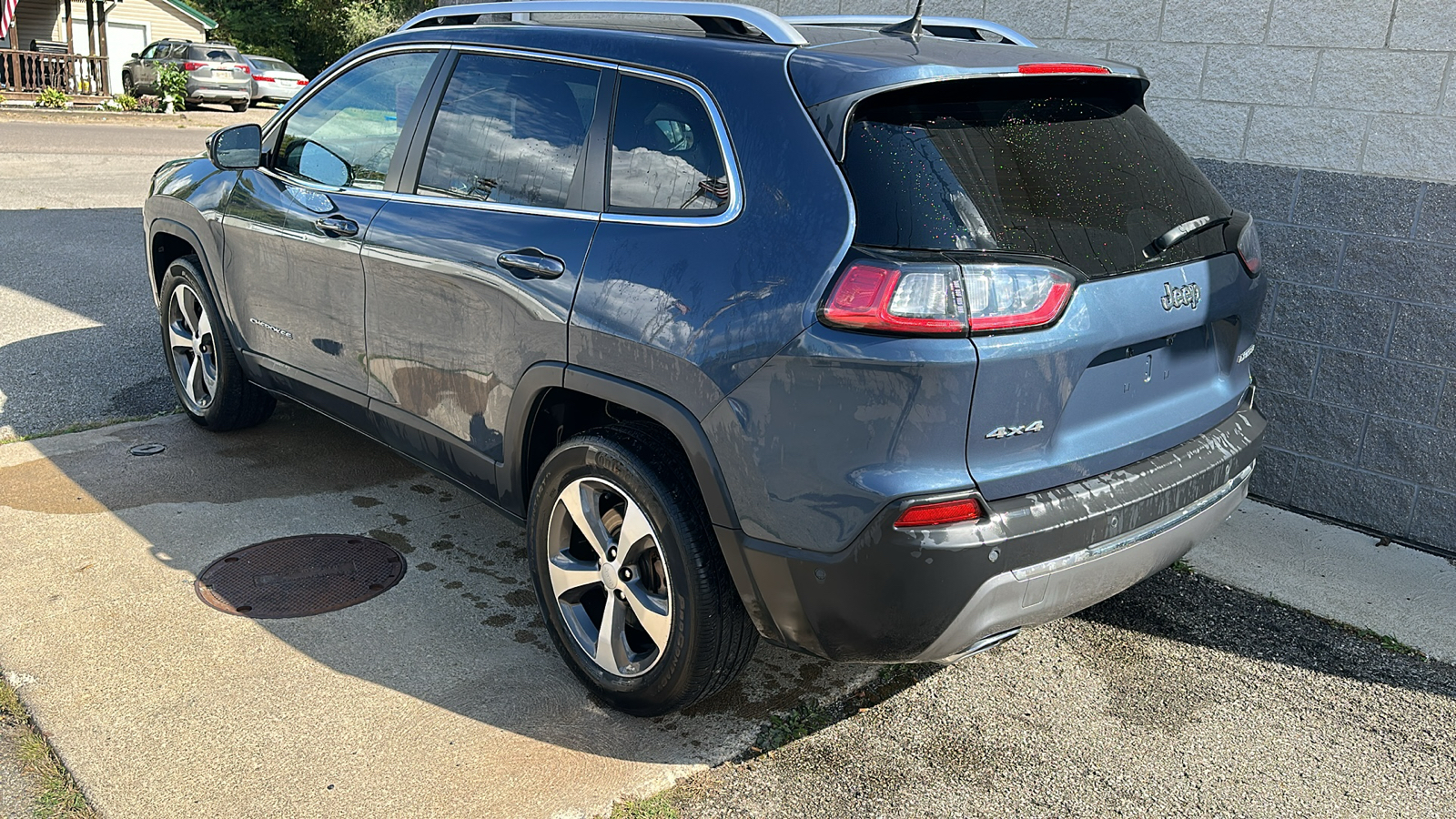 2021 Jeep Cherokee Limited 3