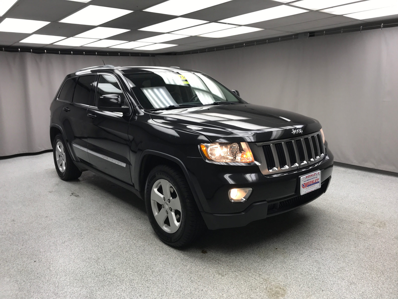 2012 Jeep Grand Cherokee Laredo 16