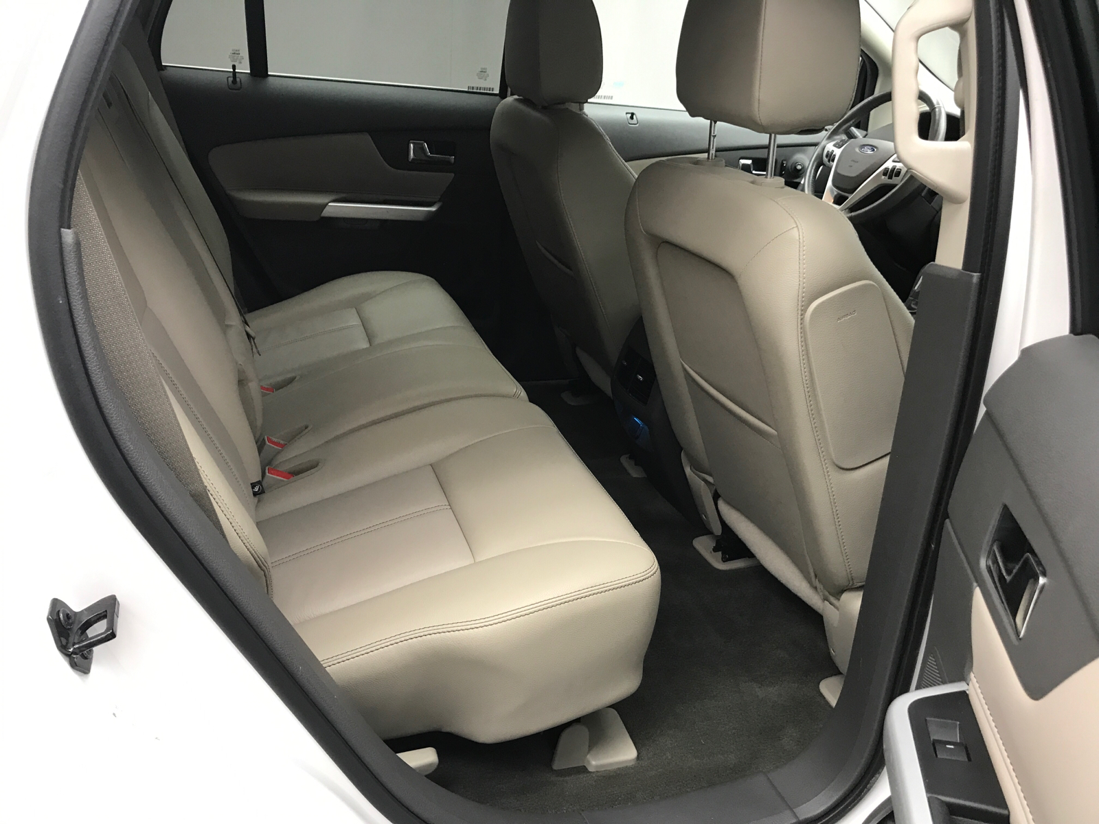 2013 Ford Edge Limited 16