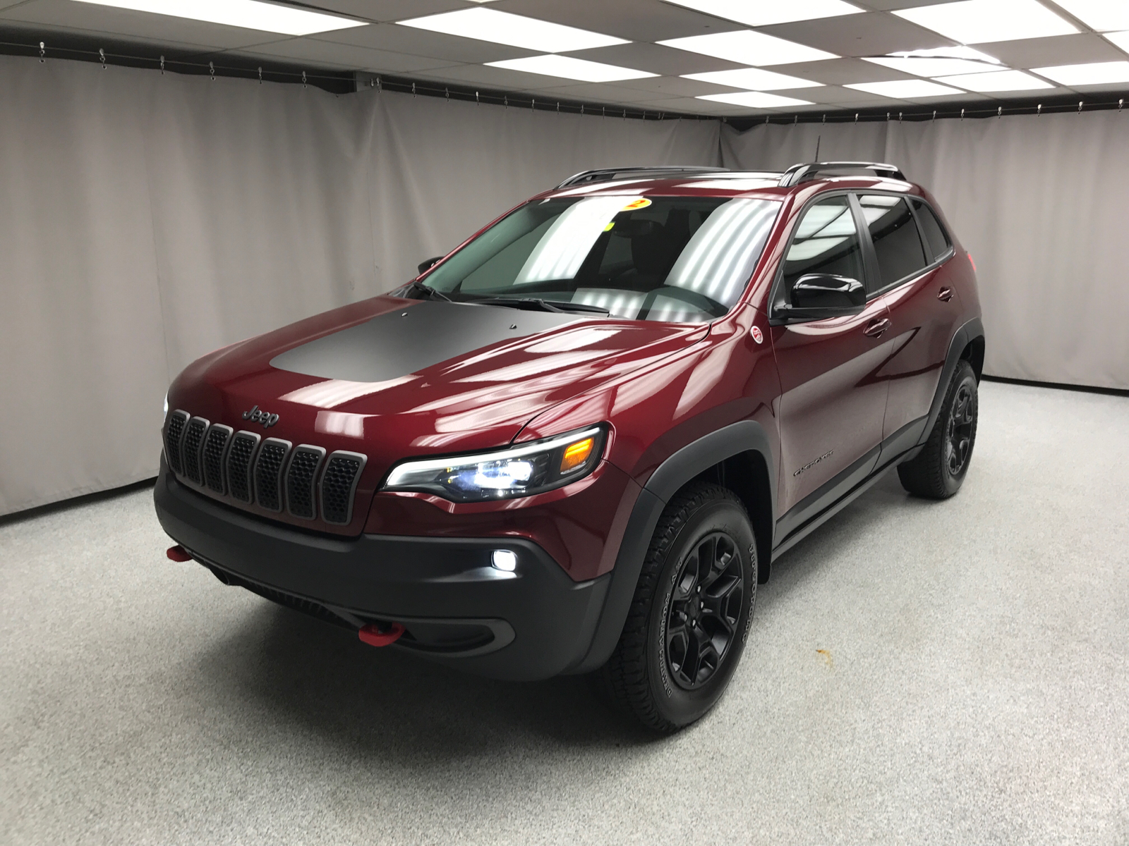 2022 Jeep Cherokee Trailhawk 1