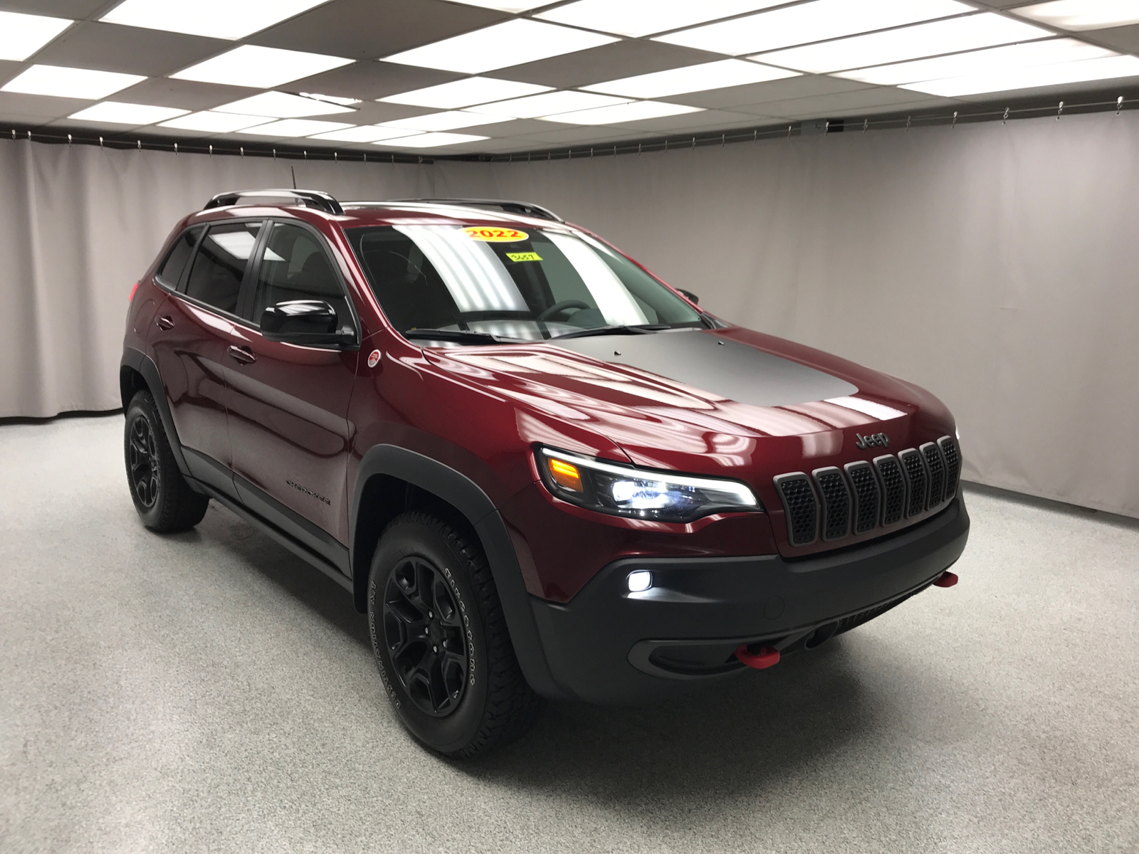 2022 Jeep Cherokee Trailhawk 28