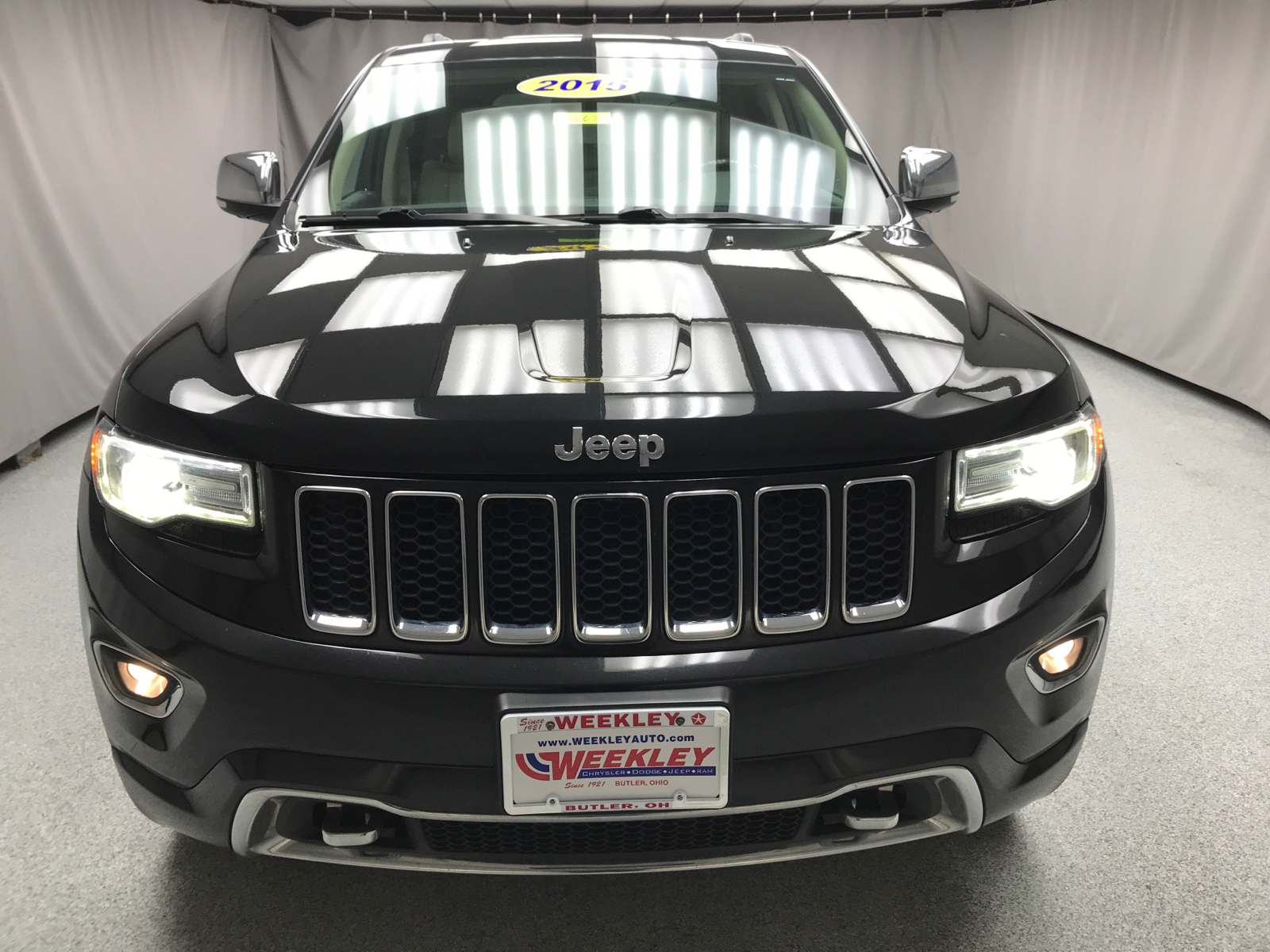 2015 Jeep Grand Cherokee Overland 25