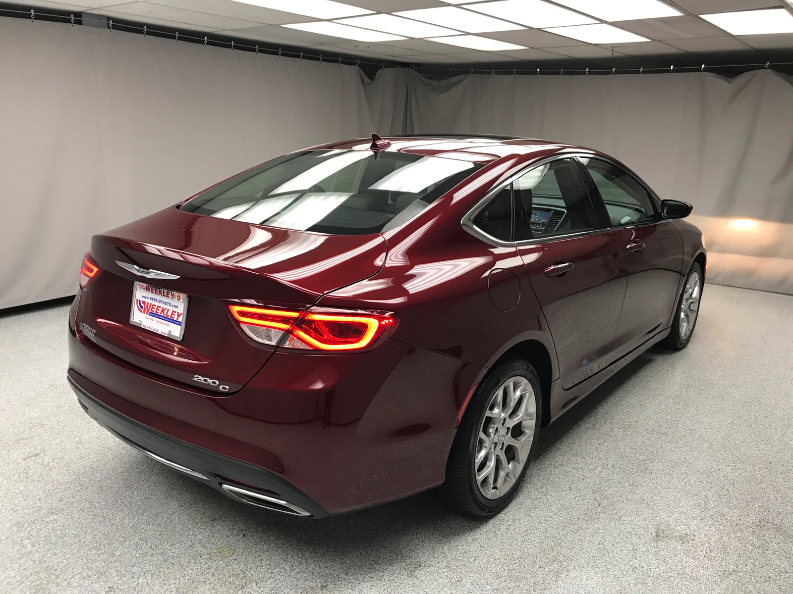 2016 Chrysler 200 C 15