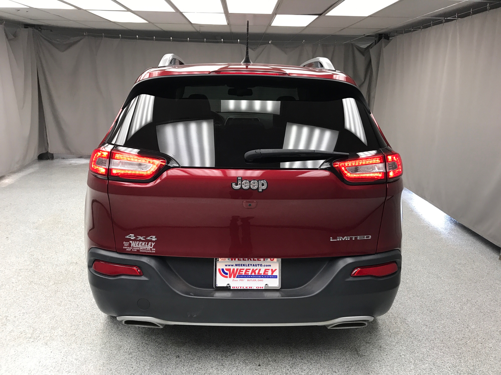 2016 Jeep Cherokee Limited 17