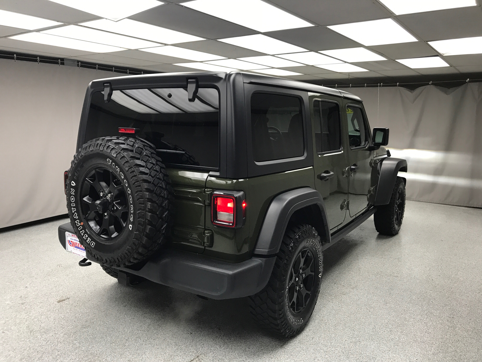 2021 Jeep Wrangler Unlimited Willys 16